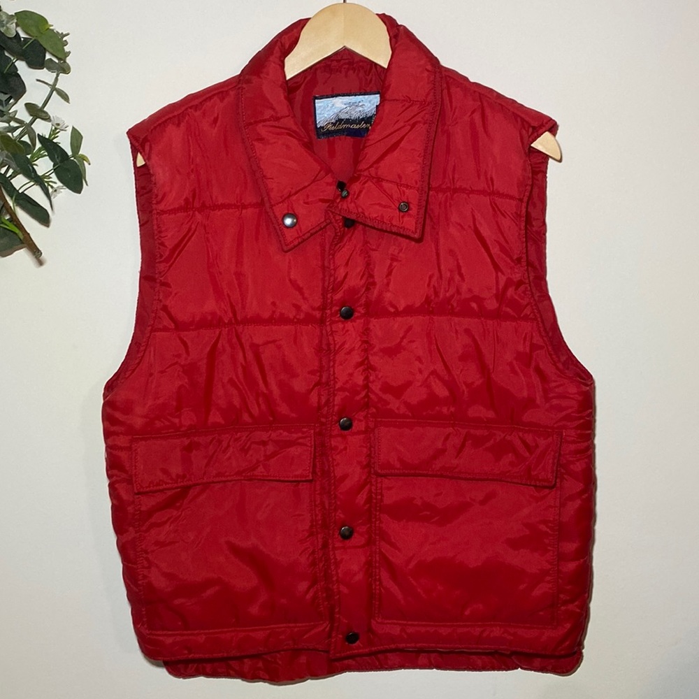 Fieldmaster large red puffy vest with snap buttons